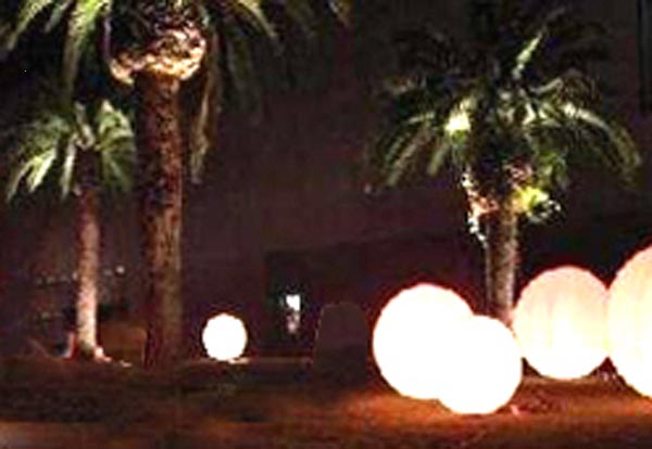 alquiler de inflable esferas iluminadas