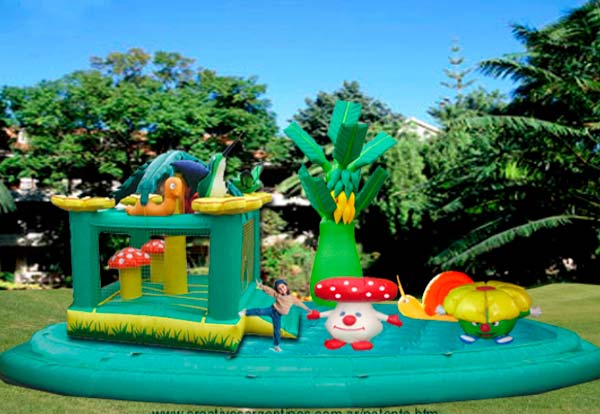 alquiler de inflable El bosque Encantado Completo